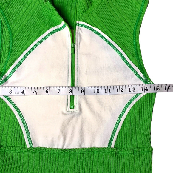 Urban Outfitters Tank Women's Small Kelly Green White Kawaii Ribbed Zip Cropped - Picture 4 of 6
